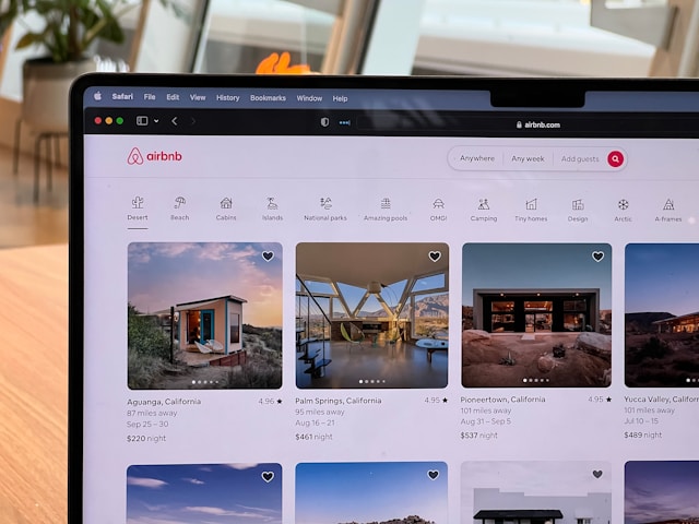 Calcolatore Airbnb